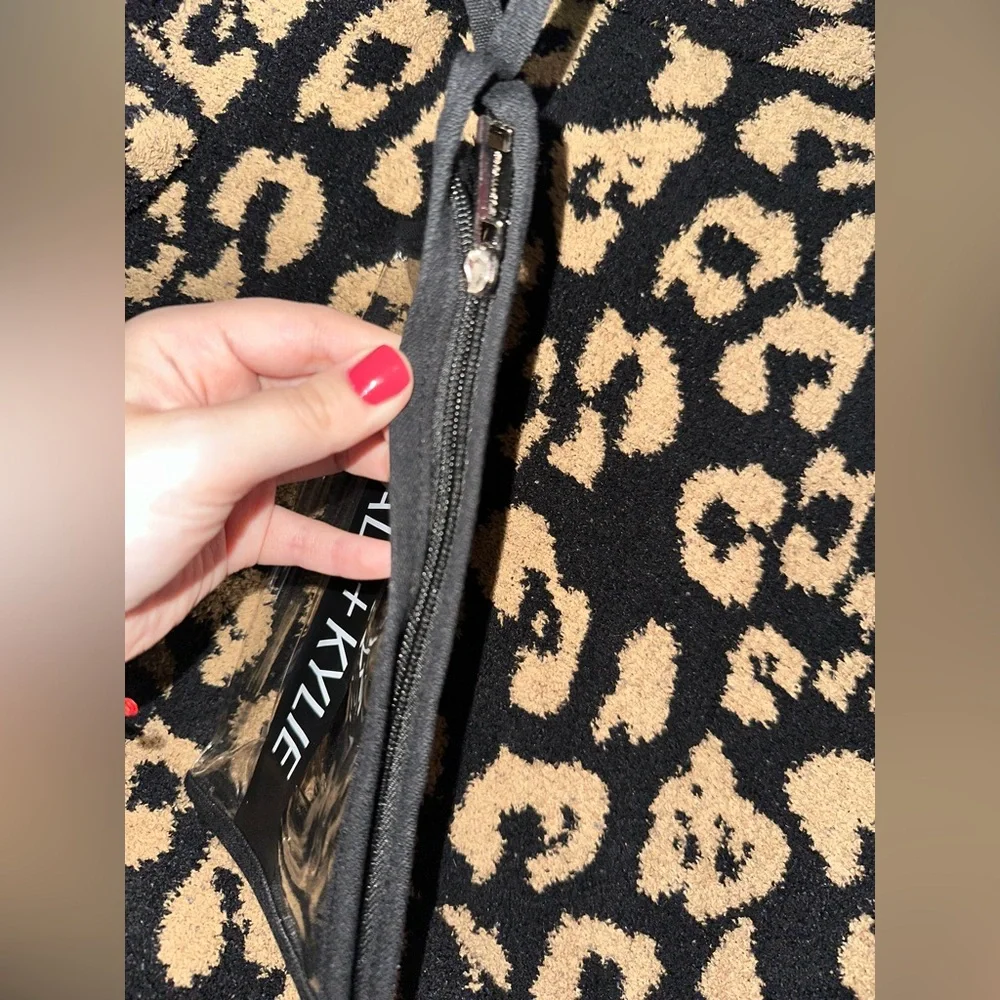 NWOT Kendall & Kylie Clear Makeup Bag